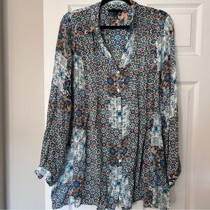 ❤️MAKE OFFER❤️ blue floral patchwork design blouse shirt tunic Sz XL